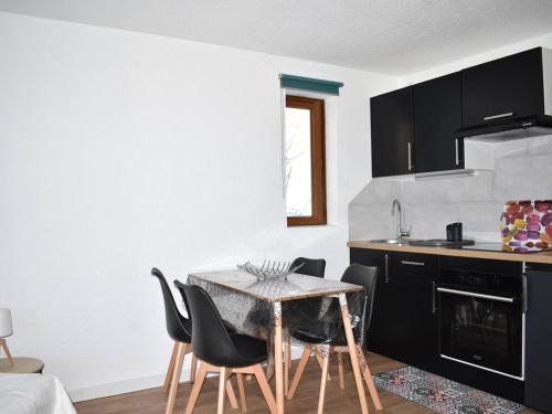 Studio Font-Romeu-Odeillo-Via, 1 pièce, 4 personnes - FR-1-580-73