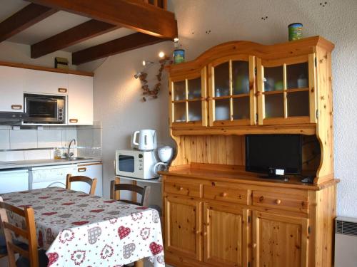 Studio Font-Romeu-Odeillo-Via, 2 pièces, 6 personnes - FR-1-580-26