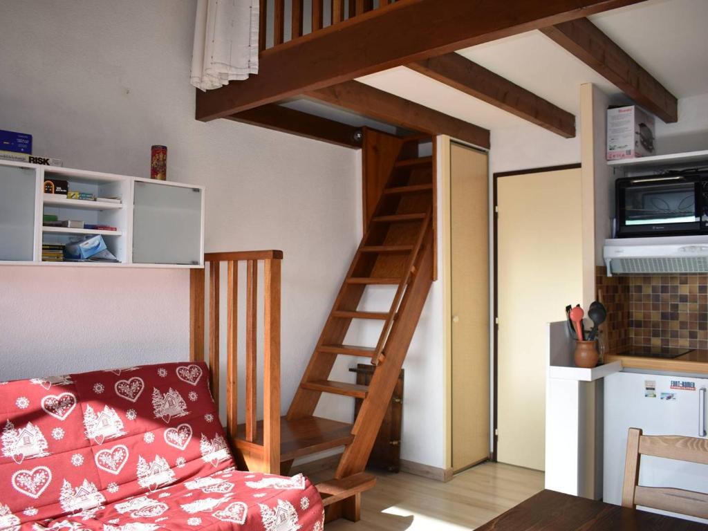 Appartement Studio Font-Romeu-Odeillo-Via, 2 pièces, 6 personnes - FR-1-580-60 6 RUE DES BICHES LES BICHES APPT 31 66120 Font-Romeu-Odeillo-Via