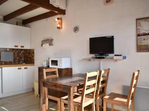 Appartement Studio Font-Romeu-Odeillo-Via, 2 pièces, 6 personnes - FR-1-580-60 6 RUE DES BICHES LES BICHES APPT 31 66120 Font-Romeu-Odeillo-Via Languedoc-Roussillon