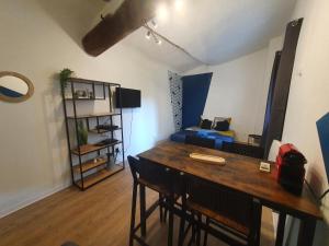 Studio Fontaine hyper centre Aix en Provence