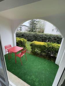 STUDIO GAINDEGIA*terrasse*centre*parking*