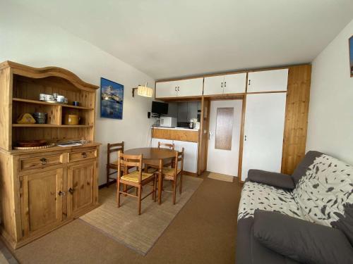 Studio Gourette, 1 pièce, 6 personnes - FR-1-400-103