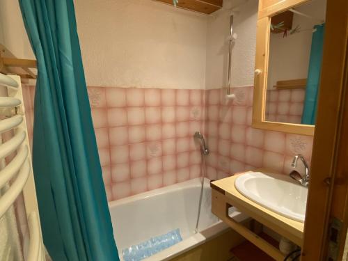 Studio Hauteluce, 1 pièce, 4 personnes - FR-1-293-348