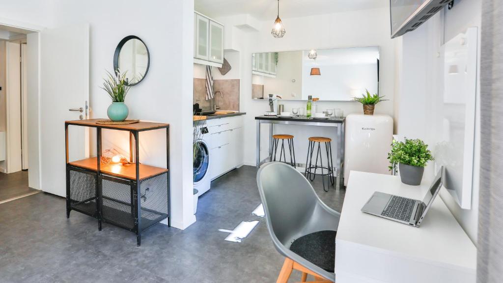 Studio HIRSCH56 - Zentral-Ruhig-Terrasse-Netflix Hirschstraße 56, 76133 Karlsruhe