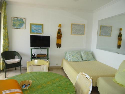 Studio Hyères, 1 pièce, 2 personnes - FR-1-335-187
