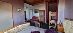 Studio in a quiet area with garden near the sea