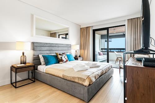 Studio in Cascais -Sea View -Pool