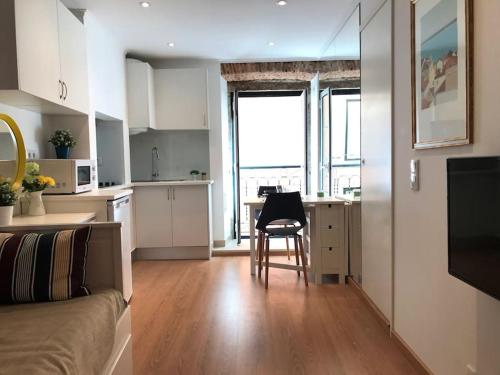 Studio in Lisbon center! Tram 28
