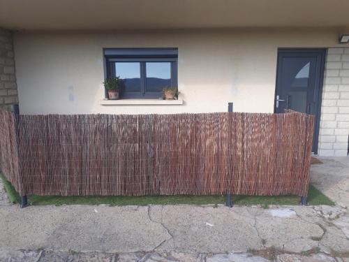 Studio indépendant avec terrasse exposée sud