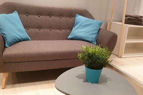 Studio indépendant avec terrasse vue jardin