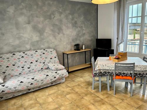 Studio indépendant dans maison individuelle
