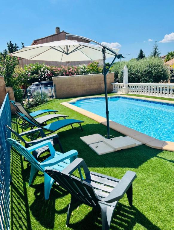 Appartement Studio indépendant dans propriété avec piscine Les Moulières 83660 Carnoules