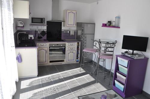 Studio indépendant dans villa avec piscine à Gap