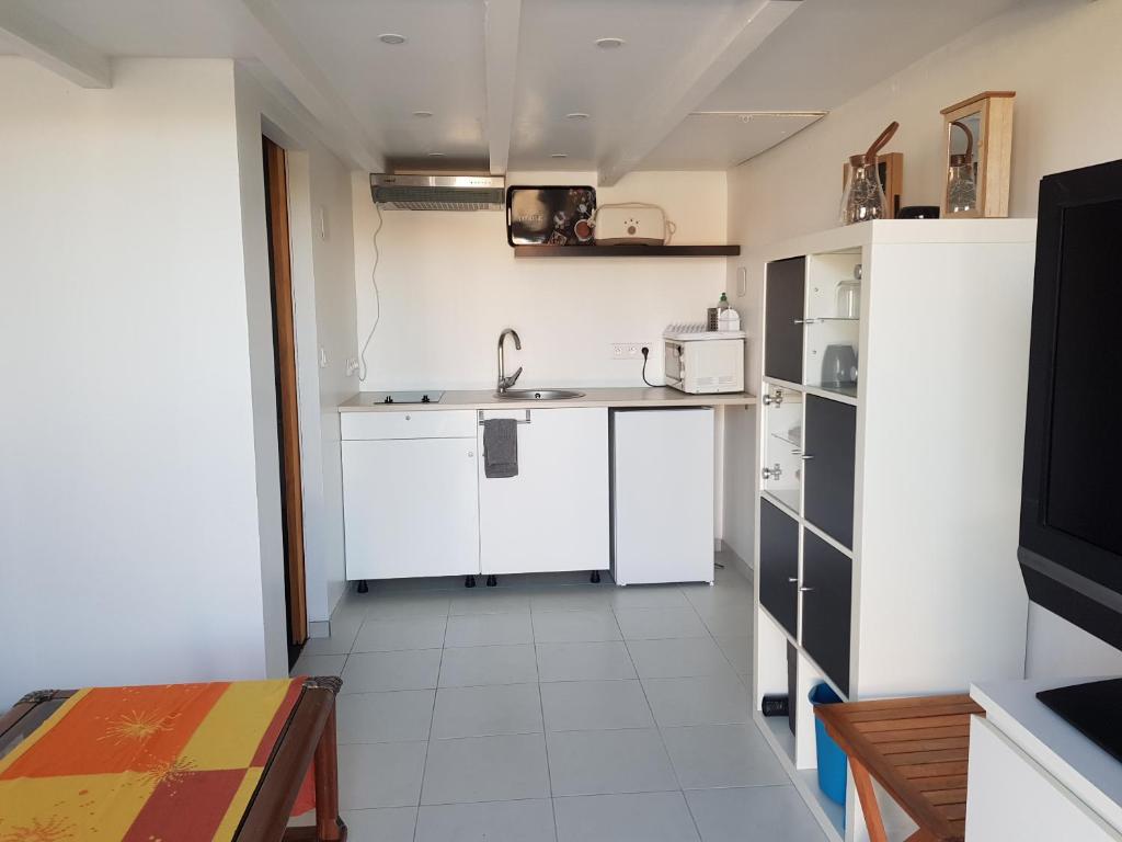 Studio Izon avec kitchenette pour 2 personnes 79 Rue des Gabauds, 33450 Izon