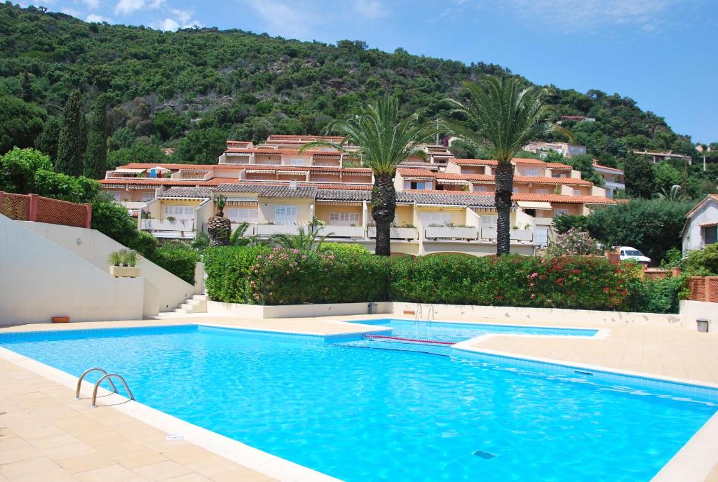 Appartement Studio/jardin/piscine/plage Le Lavandou Pramousquier 2105 Avenue du Cap Nègre bâtiment c1 appartement 56 83980 Le Lavandou