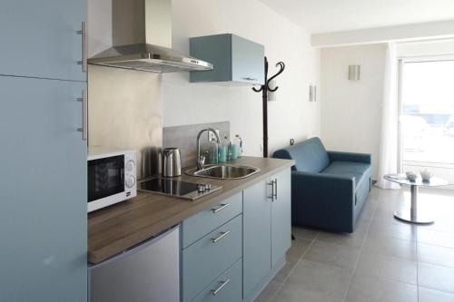 Studio, Kerity-Penmarc\