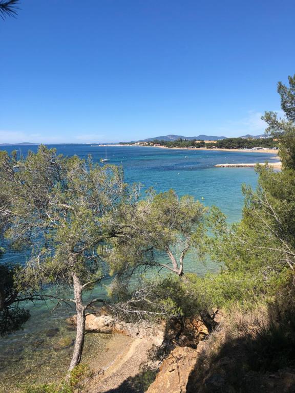 Studio L’ARGENTIERE PLAGE Hameau de l'Argentière, 83250 La Londe-les-Maures