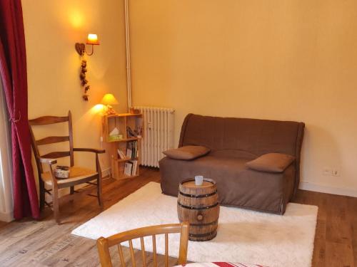 Studio La Bourboule, 1 pièce, 1 personne - FR-1-667-11