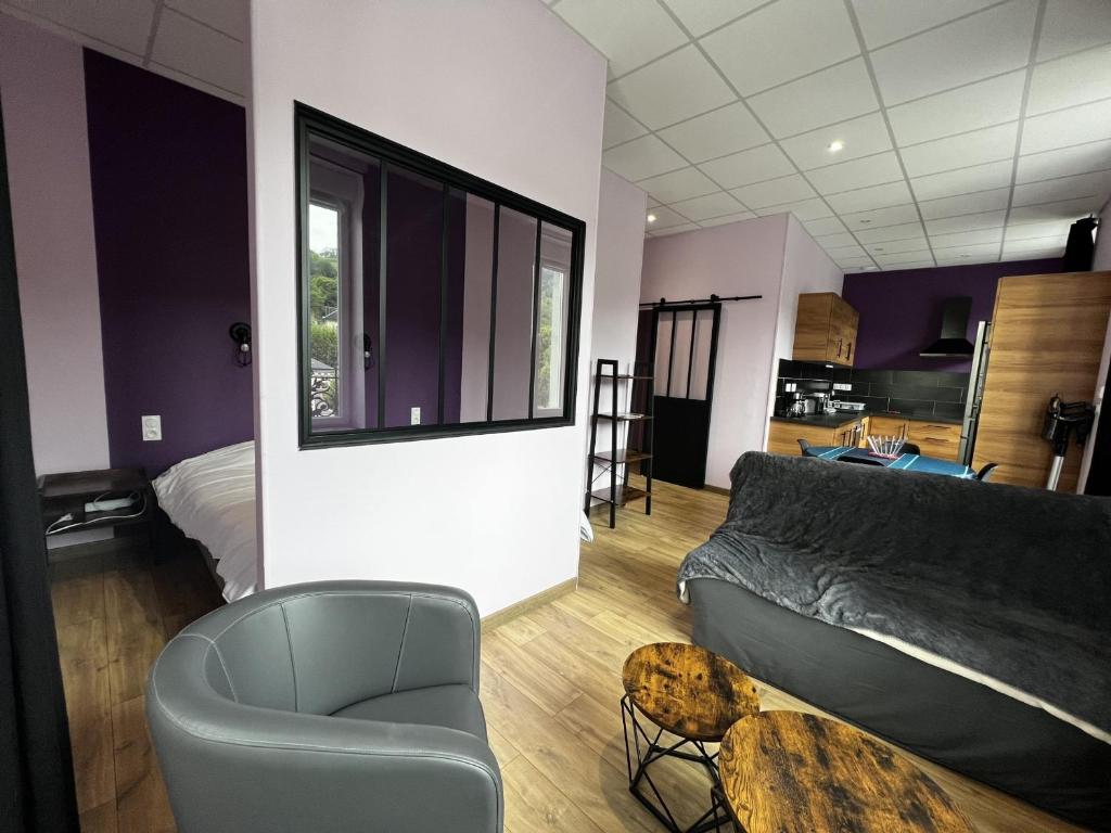Studio La Bourboule, 1 pièce, 4 personnes - FR-1-667-24 5 Place du souvenir, 63150 La Bourboule