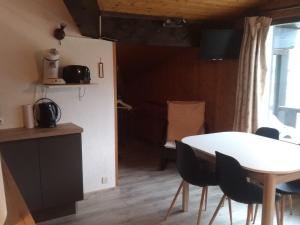 Appartement Studio La Chapelle-d'Abondance, 1 pièce, 4 personnes - FR-1-692-52 180 Route des Contamines 74360 La Chapelle-dʼAbondance Rhône-Alpes