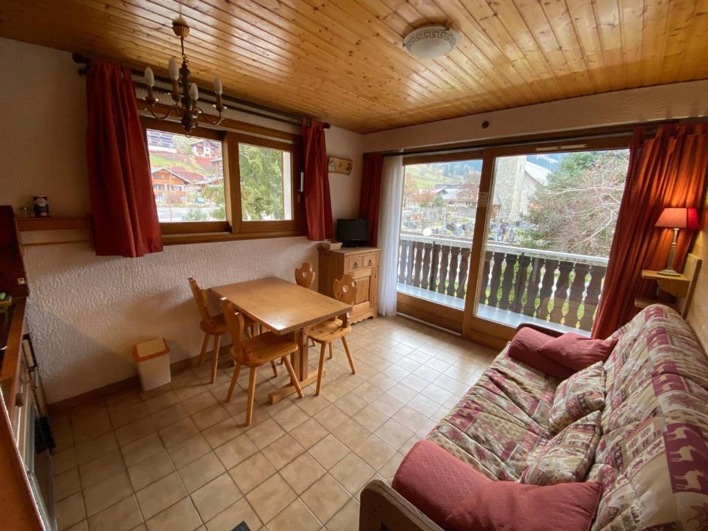 Appartement Studio La Chapelle-d'Abondance, 1 pièce, 4 personnes - FR-1-692-54 42 Route des Contamines 74360 La Chapelle-dʼAbondance