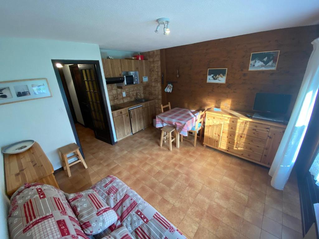 Appartement Studio La Chapelle-d'Abondance, 1 pièce, 4 personnes - FR-1-692-67 117 Chemin des Gentianes 74360 La Chapelle-dʼAbondance