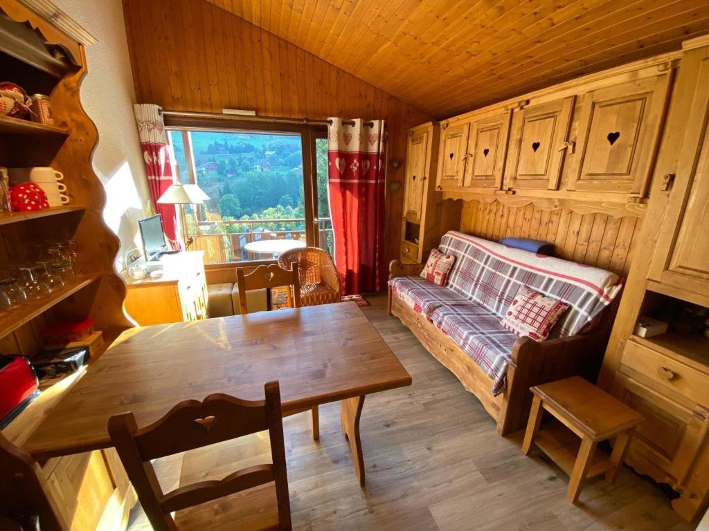 Appartement Studio La Clusaz, 1 pièce, 4 personnes - FR-1-459-193 263 Chemin du Pont de la Scie 74220 La Clusaz