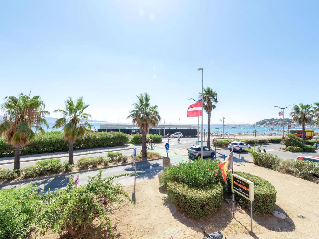 Appartement Studio La Croix du Sud-27  83240 Cavalaire-sur-Mer