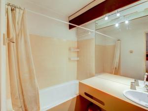 Studio La Mongie, 1 pièce, 6 personnes - FR-1-404-72
