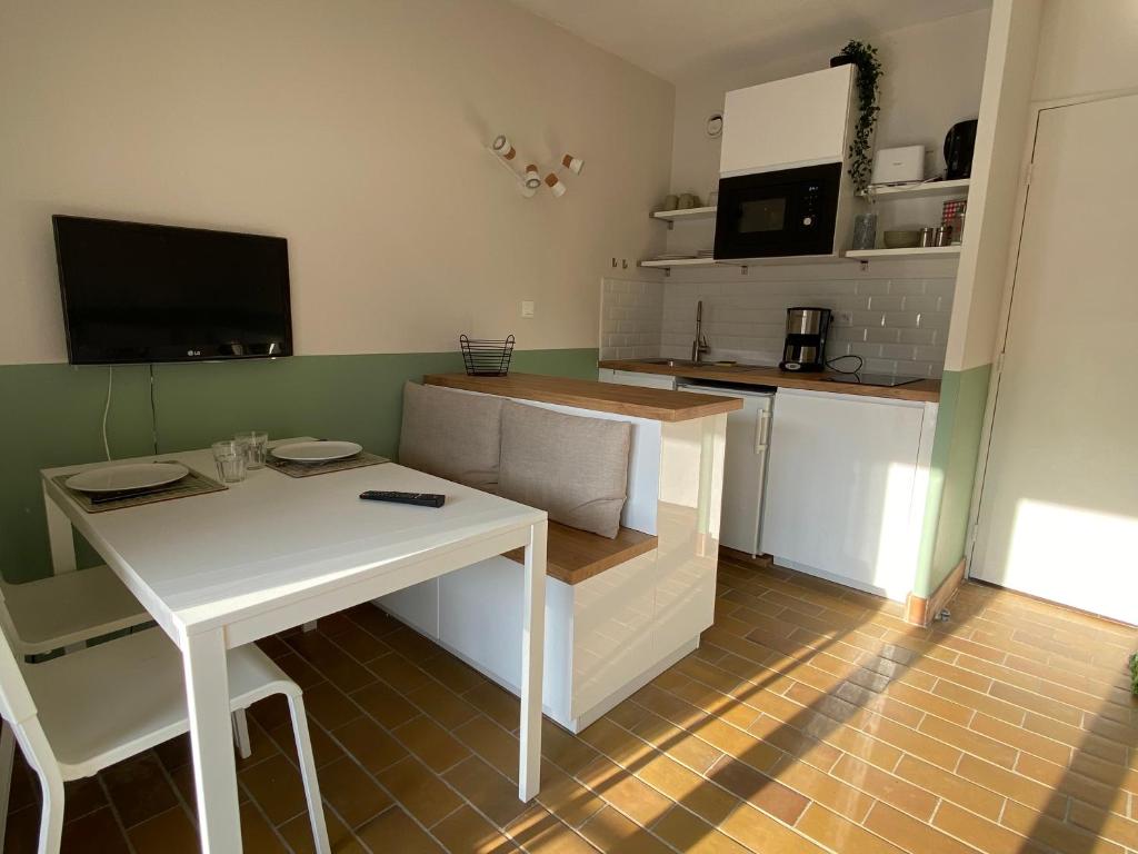 Appartement Studio La Pinède 255 Avenue de l'Abbé Dol 83270 Saint-Cyr-sur-Mer