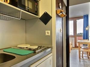 Appartement Studio La Plagne, 1 pièce, 2 personnes - FR-1-455-116 Immeuble Le France - Plagne Centre - 73210 La Plagne Rhône-Alpes