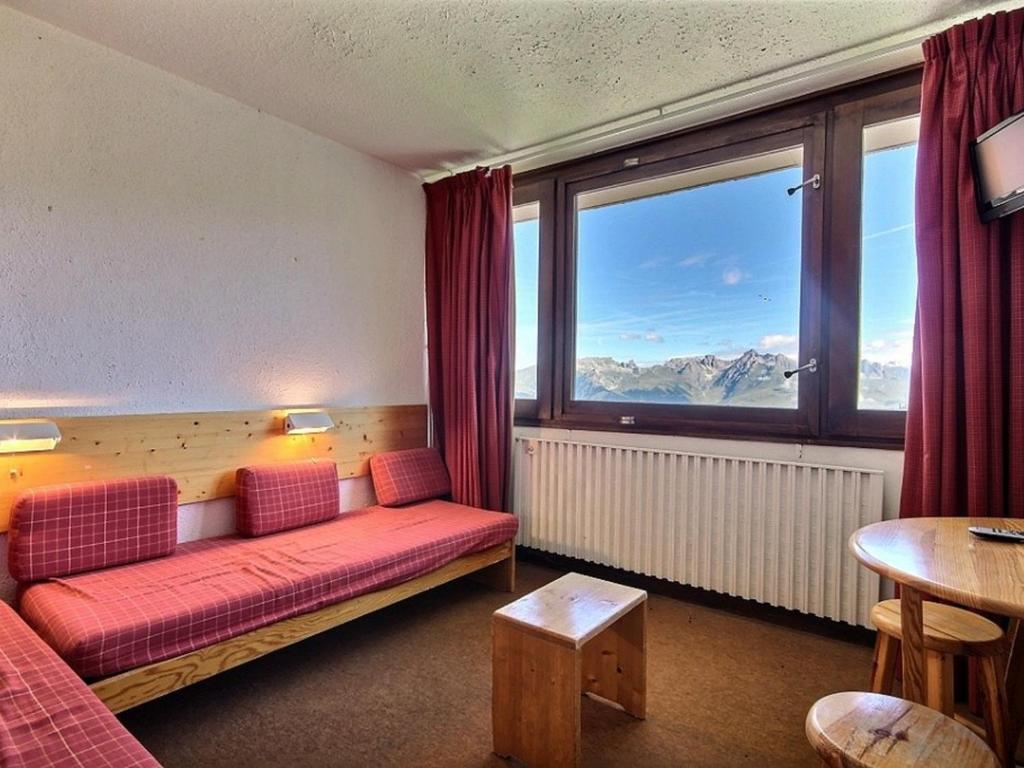 Appartement Studio La Plagne, 1 pièce, 2 personnes - FR-1-455-171 Immeuble le France PLAGNE CENTRE 73210 La Plagne Tarentaise