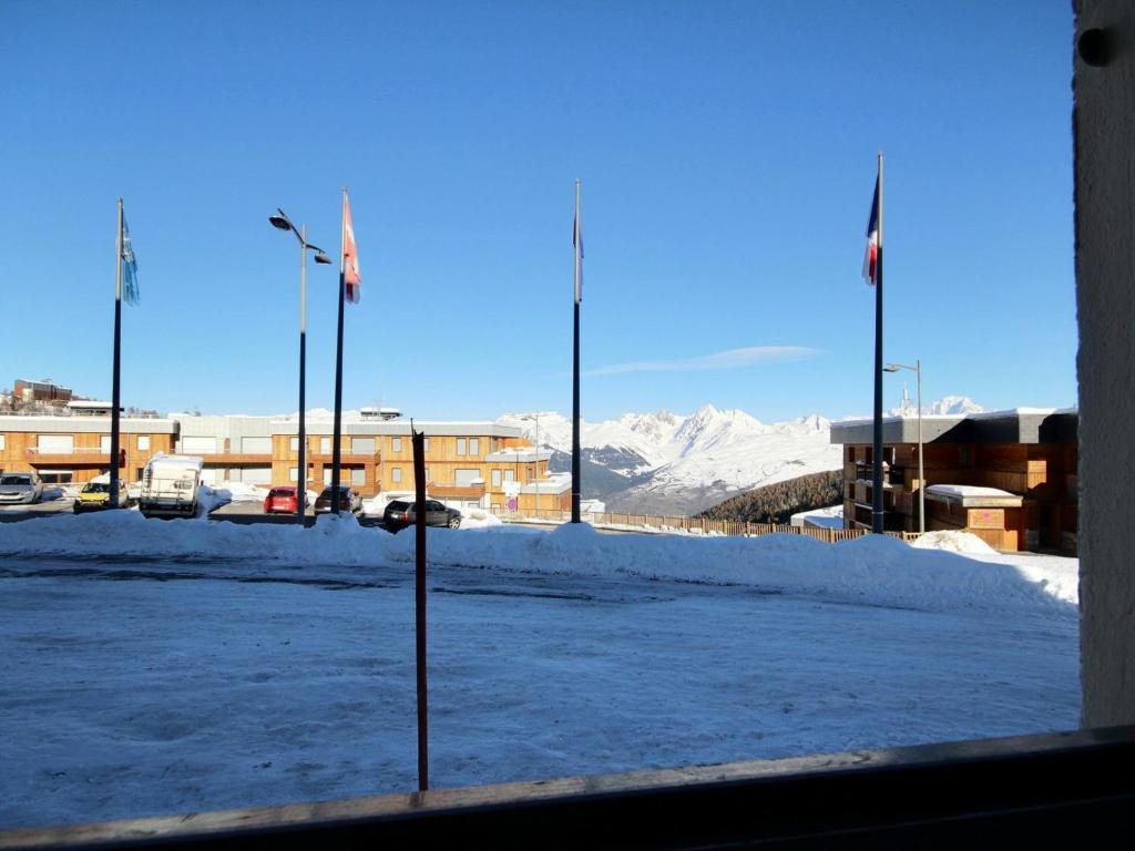 Appartement Studio La Plagne, 1 pièce, 2 personnes - FR-1-455-22 Immeuble Le Ventoux - Plagne Centre - 73210 La Plagne