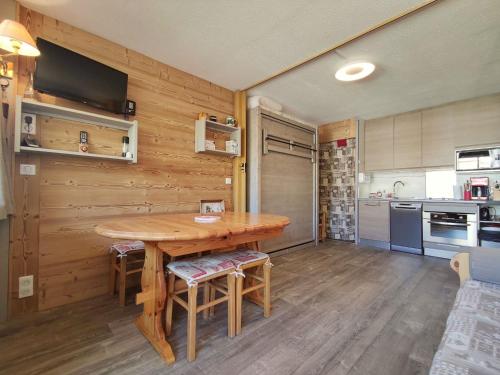 Studio La Plagne, 1 pièce, 4 personnes - FR-1-181-2672