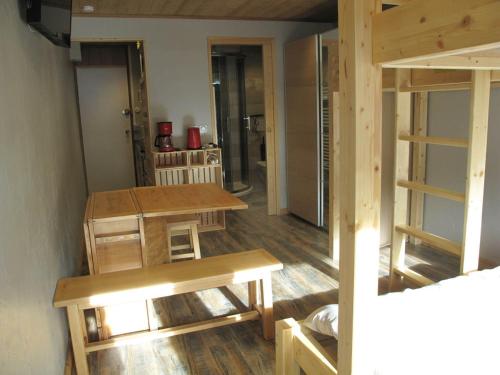 Studio La Plagne, 1 pièce, 4 personnes - FR-1-351-74