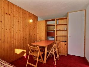 Appartement Studio La Plagne, 1 pièce, 4 personnes - FR-1-455-119 RÃ©sidence Les Aollets - Plagne Villages - 73210 La Plagne Rhône-Alpes