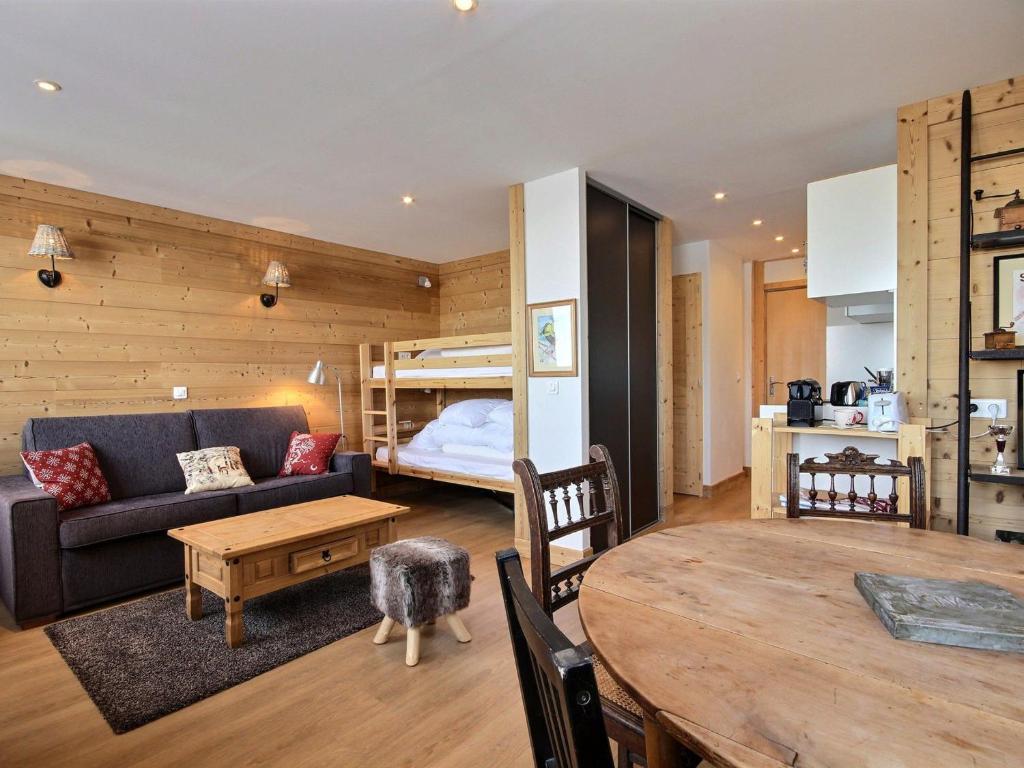 Appartement Studio La Plagne, 1 pièce, 4 personnes - FR-1-455-220 Immeuble Le Jannu PLAGNE CENTRE 73210 La Plagne Tarentaise