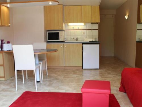Studio La Rochelle, 1 pièce, 2 personnes - FR-1-246-115