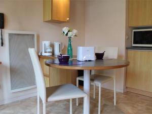 Studio La Rochelle, 1 pièce, 2 personnes - FR-1-246-115