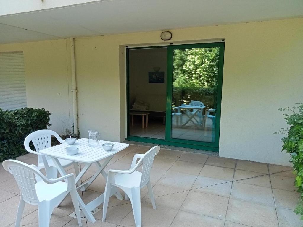 Appartement Studio La Rochelle, 1 pièce, 2 personnes - FR-1-551-25 10, rue François de Vaux de Foletier 17000 La Rochelle