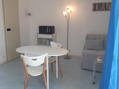 Studio La Rochelle, 1 pièce, 2 personnes - FR-1-551-29