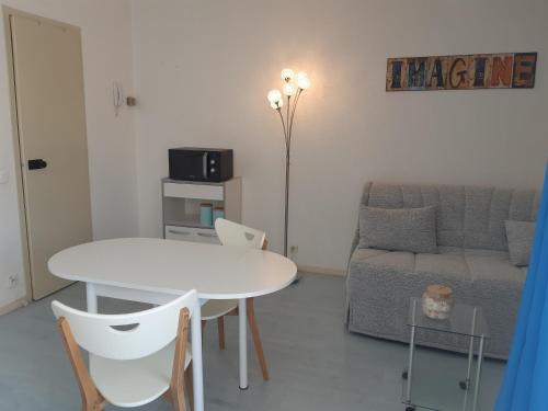 Studio La Rochelle, 1 pièce, 2 personnes - FR-1-551-29