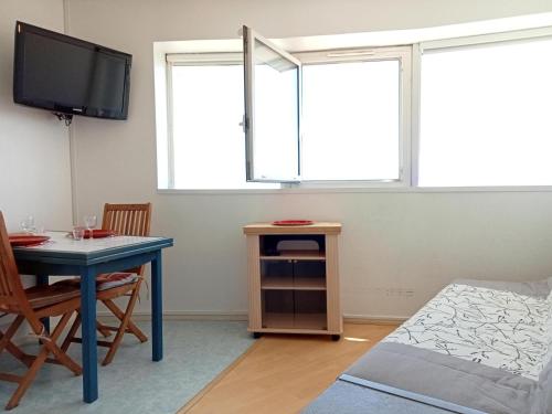 Studio La Rochelle, 1 pièce, 2 personnes - FR-1-551-31