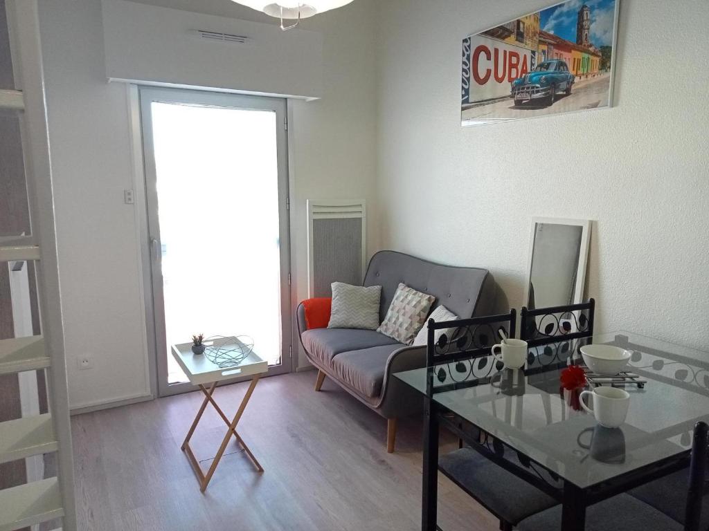 Appartement Studio La Rochelle, 1 pièce, 2 personnes - FR-1-551-53 17 rue Lucile 17000 La Rochelle