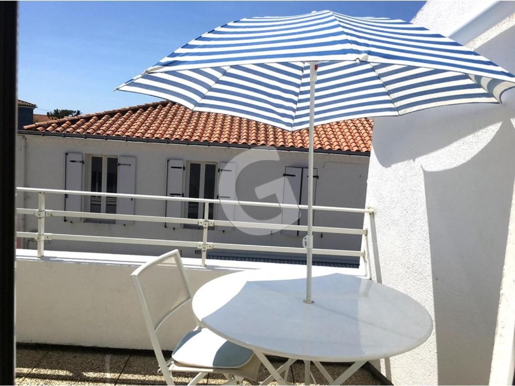 Appartement Studio La Tranche-sur-Mer, 1 pièce, 2 personnes - FR-1-357-240 35 AV de la plage 85360 La Tranche-sur-Mer