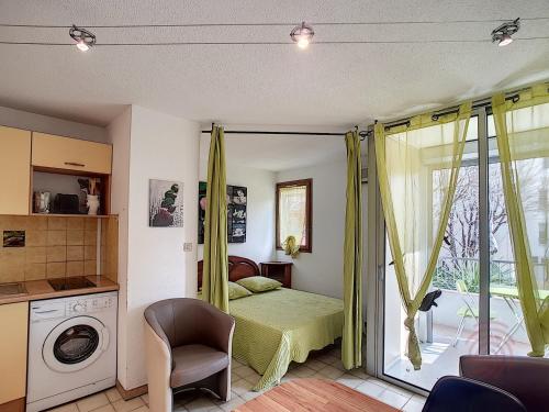 Studio Lamalou-les-Bains, 1 pièce, 2 personnes - FR-1-451-102