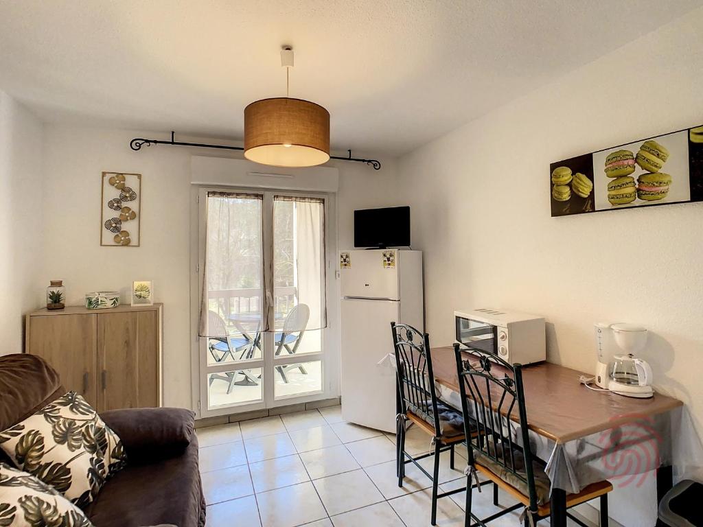 Studio Lamalou-les-Bains, 1 pièce, 2 personnes - FR-1-451-123 Résidence PLEIN SOLEIL Studio n°110 Boulevard Mourcayrol, 34240 Lamalou-les-Bains