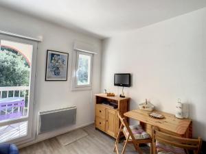 Studio Lamalou-les-Bains, 1 pièce, 2 personnes - FR-1-451-151