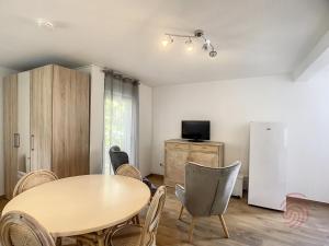Studio Lamalou-les-Bains, 1 pièce, 2 personnes - FR-1-451-46